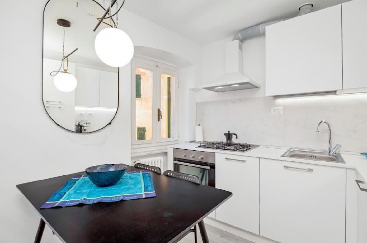 La Casa Di Ginevra - Lerici Appartement Buitenkant foto
